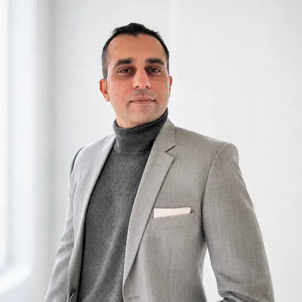 Dr Shakeel Khan